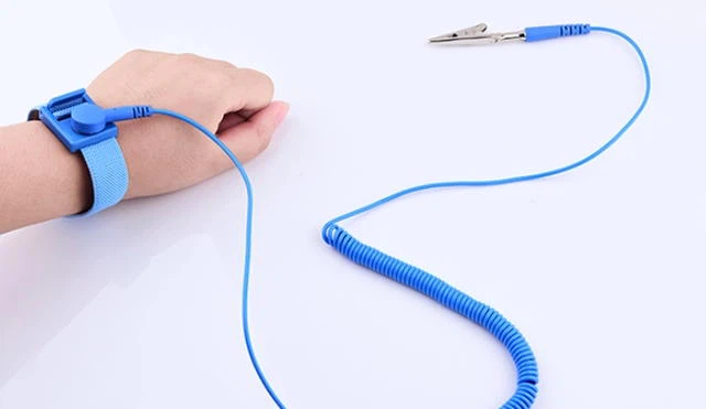 ESD wrist strap with cord ESD wrist strap with cord